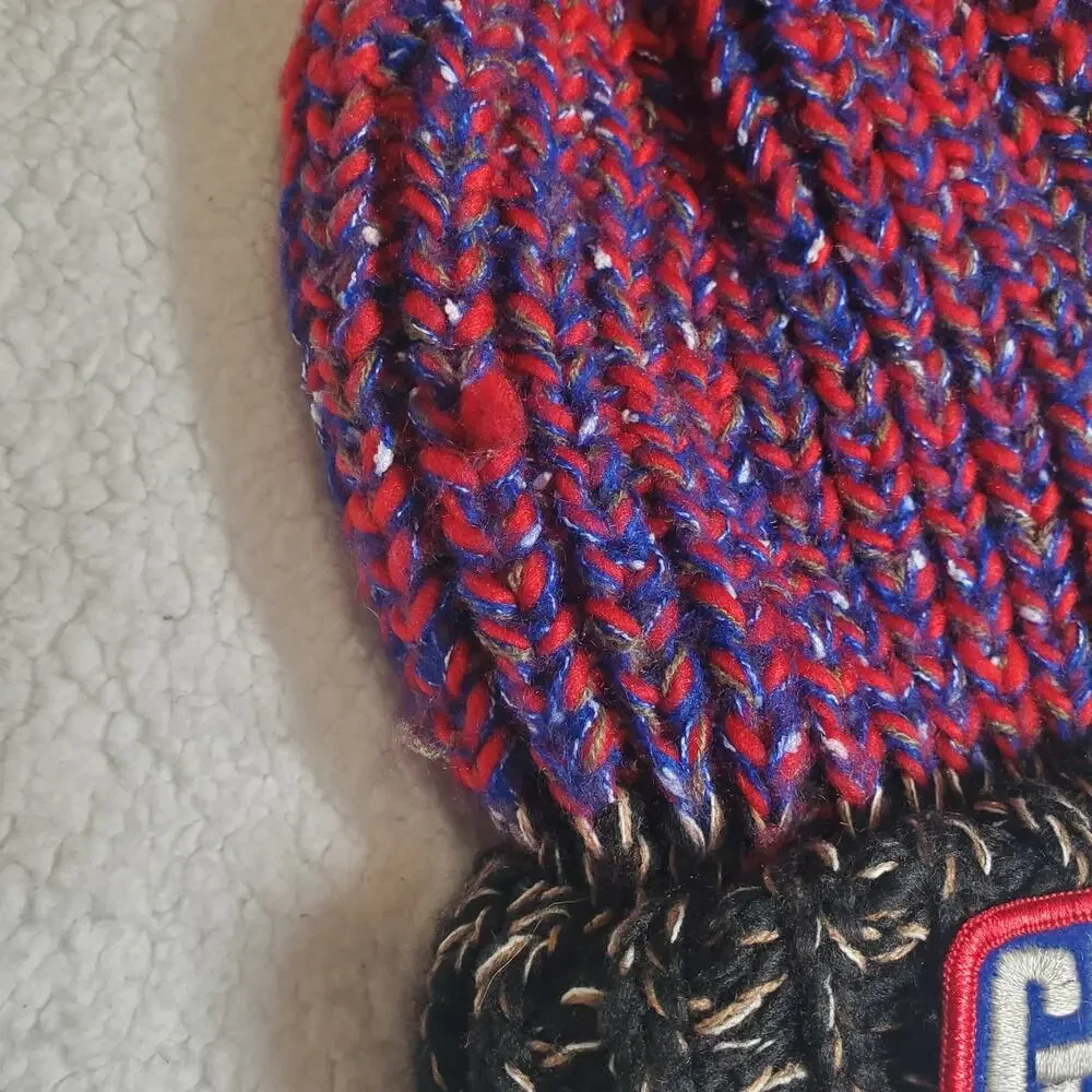 GIANTS Red Blue Chunky Knit Winter Beanie Hat Faux Fur Lined Pom Pom Adult